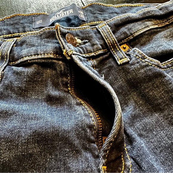 Hollister 30x32 Dark Wash Bootcut Dark Wash Denim - Picture 7 of 12